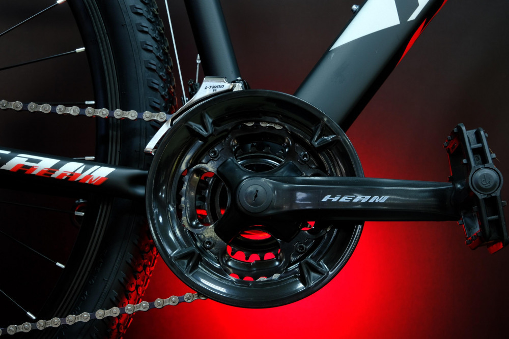 HEAM ALPHA 29 Cassete Матовый Чёрный/Красный рама 19 (на рост 171-182)